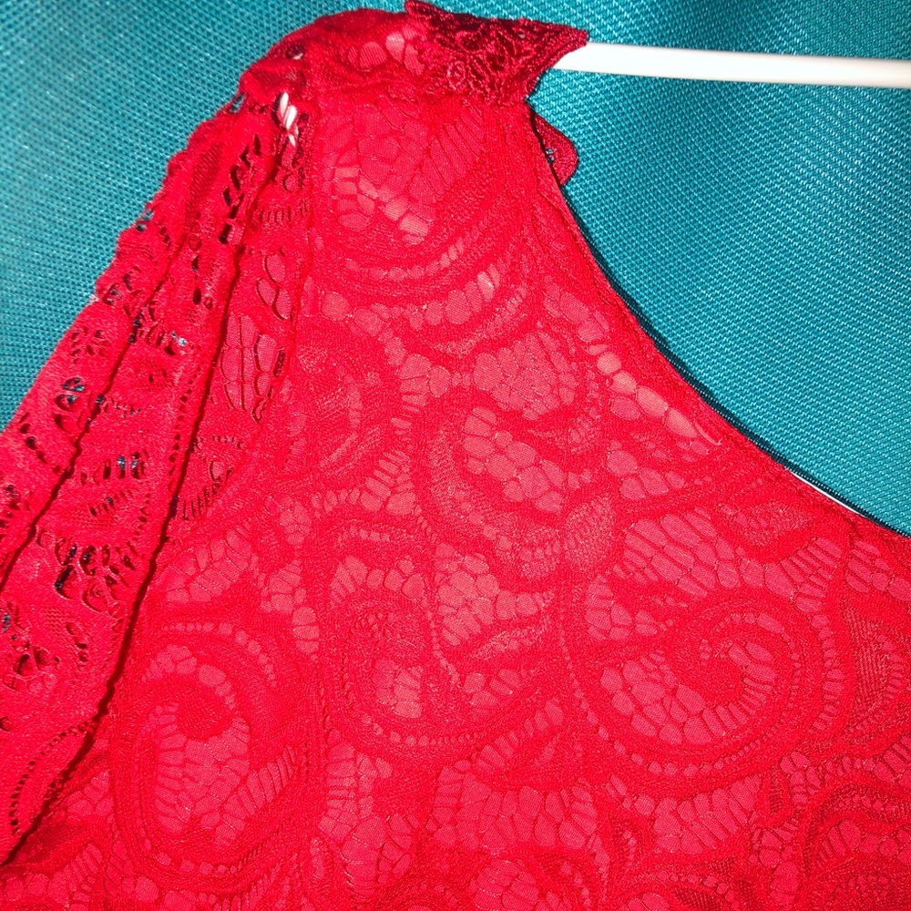 Red Dress - Picture 3 of 4
